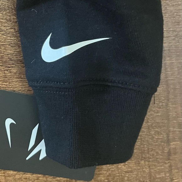 NWT nike girls level up hoodie-5 sizes available - Picture 3 of 10